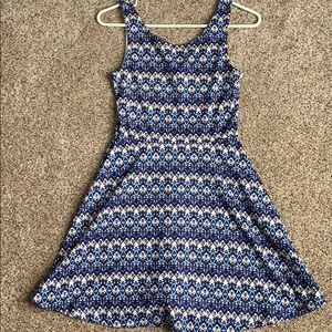 Super cute and comfy summery dress!